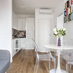 Hostmate - - Pirelli 30 Suite- Porta Nuova 公寓 *