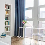 Hostmate - - Pirelli 30 Suite- Porta Nuova 公寓 *