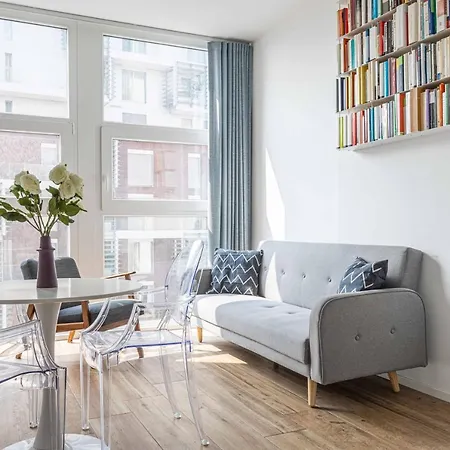 Luxnest I Porta Nuova - Via Pirelli Mailand